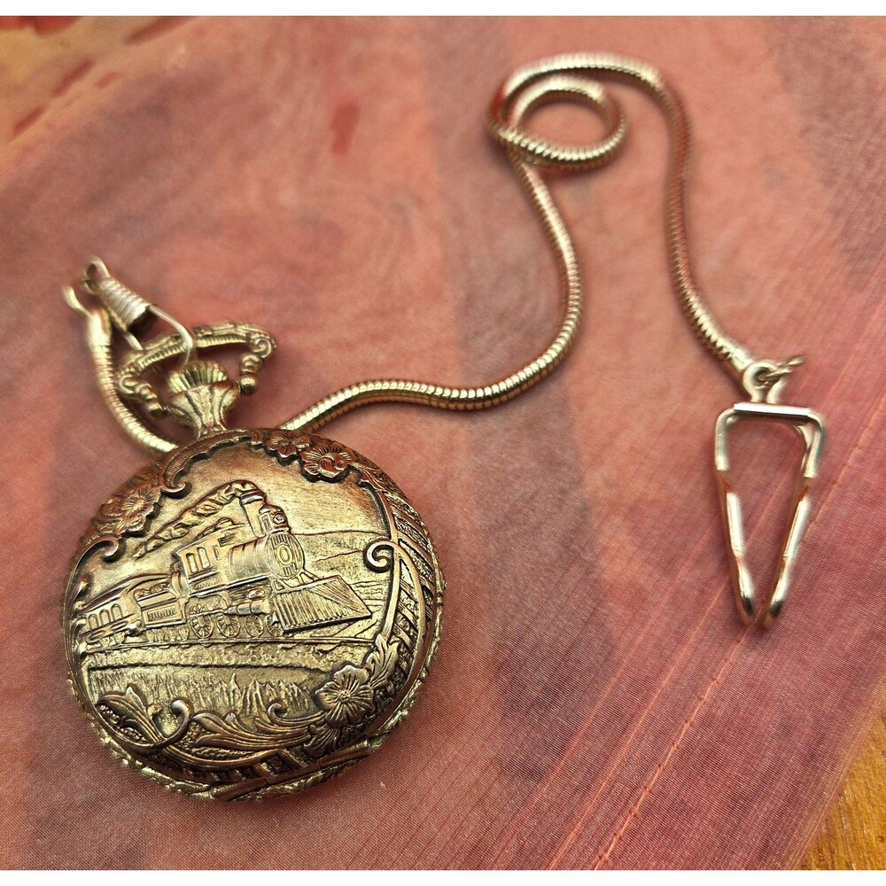 Geneva Full Hunter Quartz Pocket Watch Gold Tone Train Theme White Dial Chain